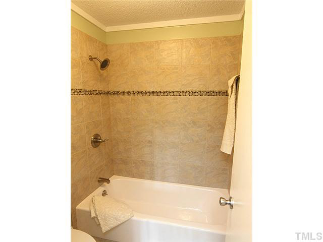 7528 Milestone Court Raleigh, NC 27615 - Photo 15 of 25 Gallery Image 15