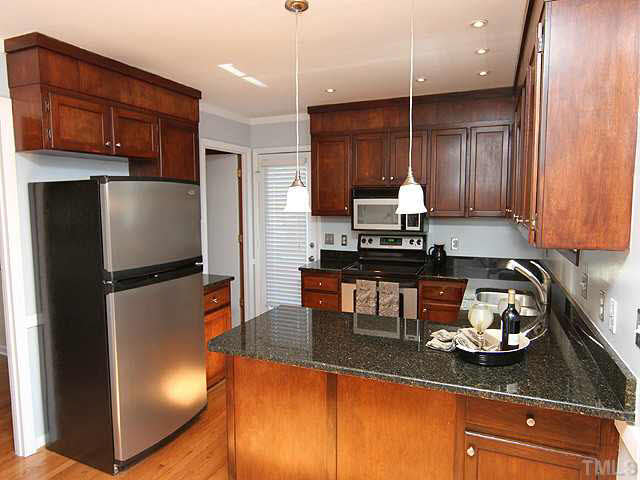 7528 Milestone Court Raleigh, NC 27615 - Photo 8 of 25 Gallery Image 8