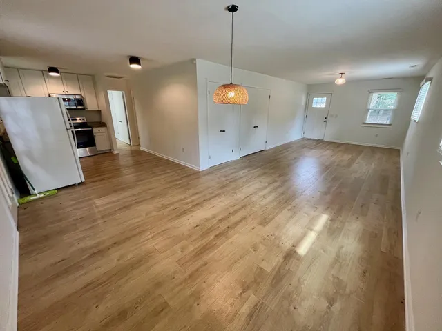 $1,550 | 2720 Sanderford Road, Raleigh, NC 27610