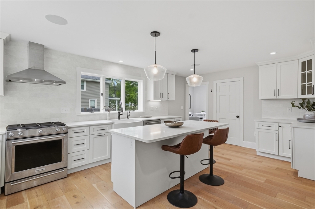 6 Everett Street Stoneham, MA 02180 - Photo 5 of 23