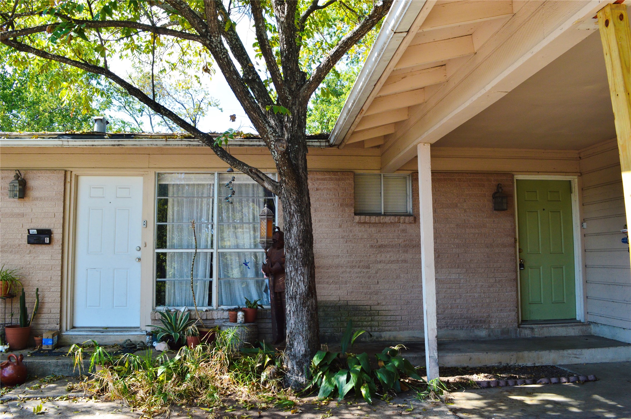 2310 Rebel Road, Unit A Austin, TX 78704 - Photo 2 of 17 Gallery Image 2