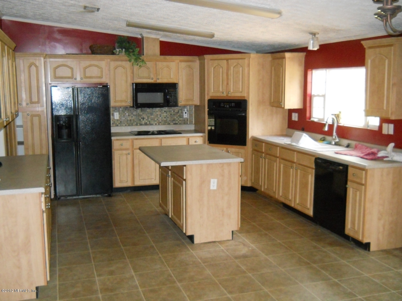 118 Redfish Road Palatka, FL 32177 - Photo 2 of 10 DSCN0550