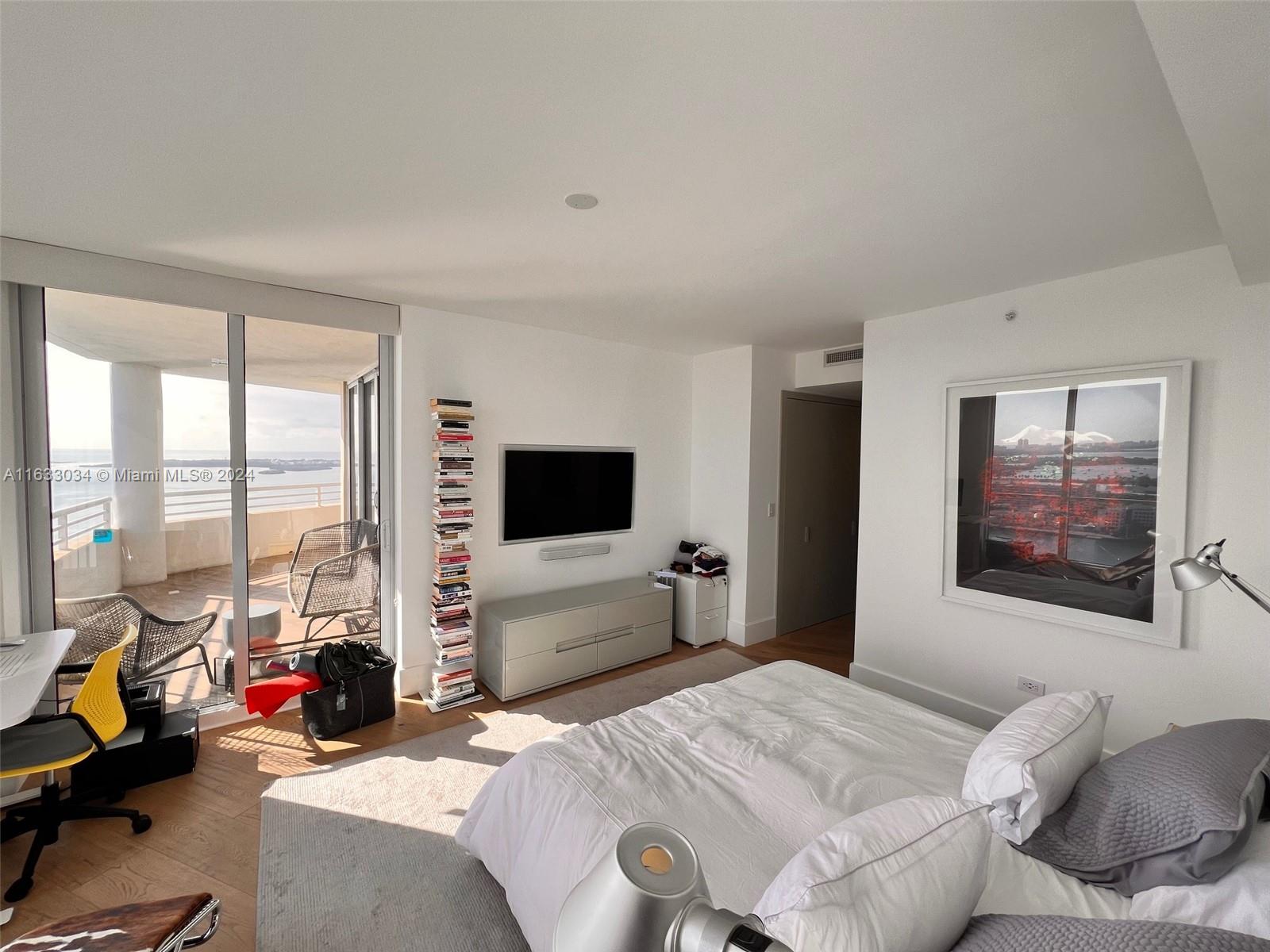 848 Brickell Key Drive, Unit 3701 Miami, FL 33131 - Photo 36 of 84