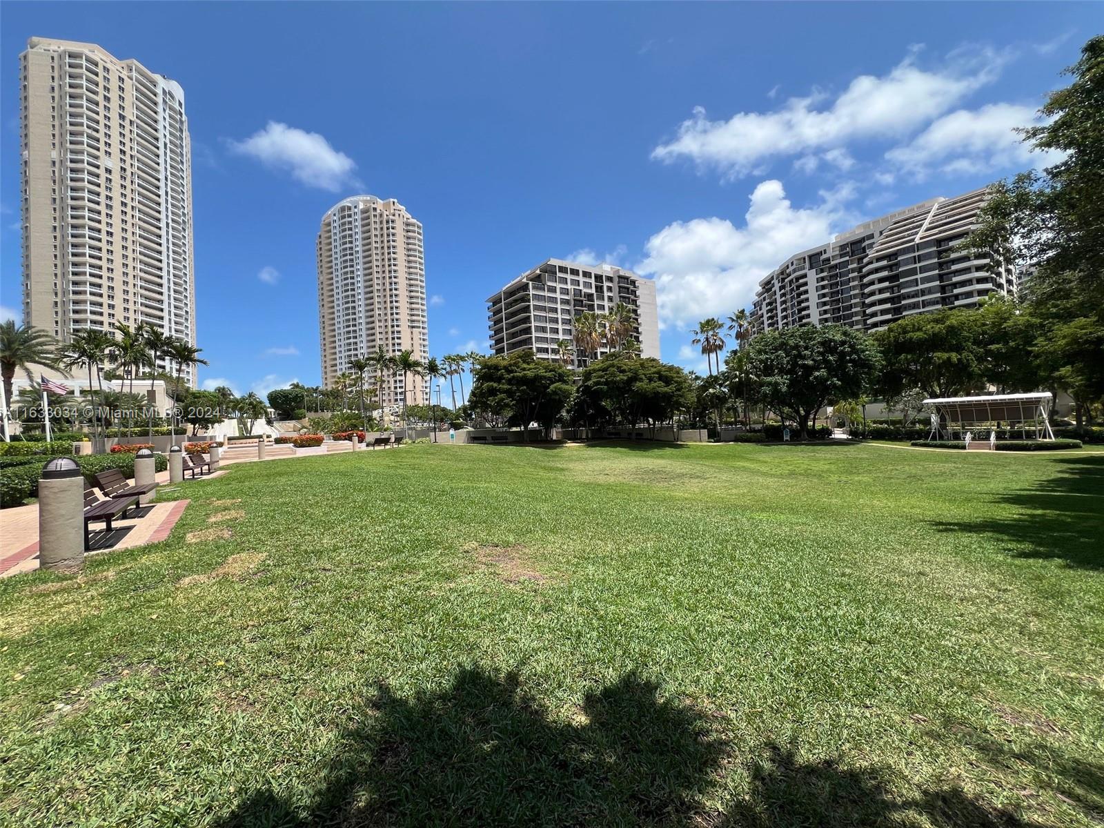 848 Brickell Key Drive, Unit 3701 Miami, FL 33131 - Photo 79 of 84