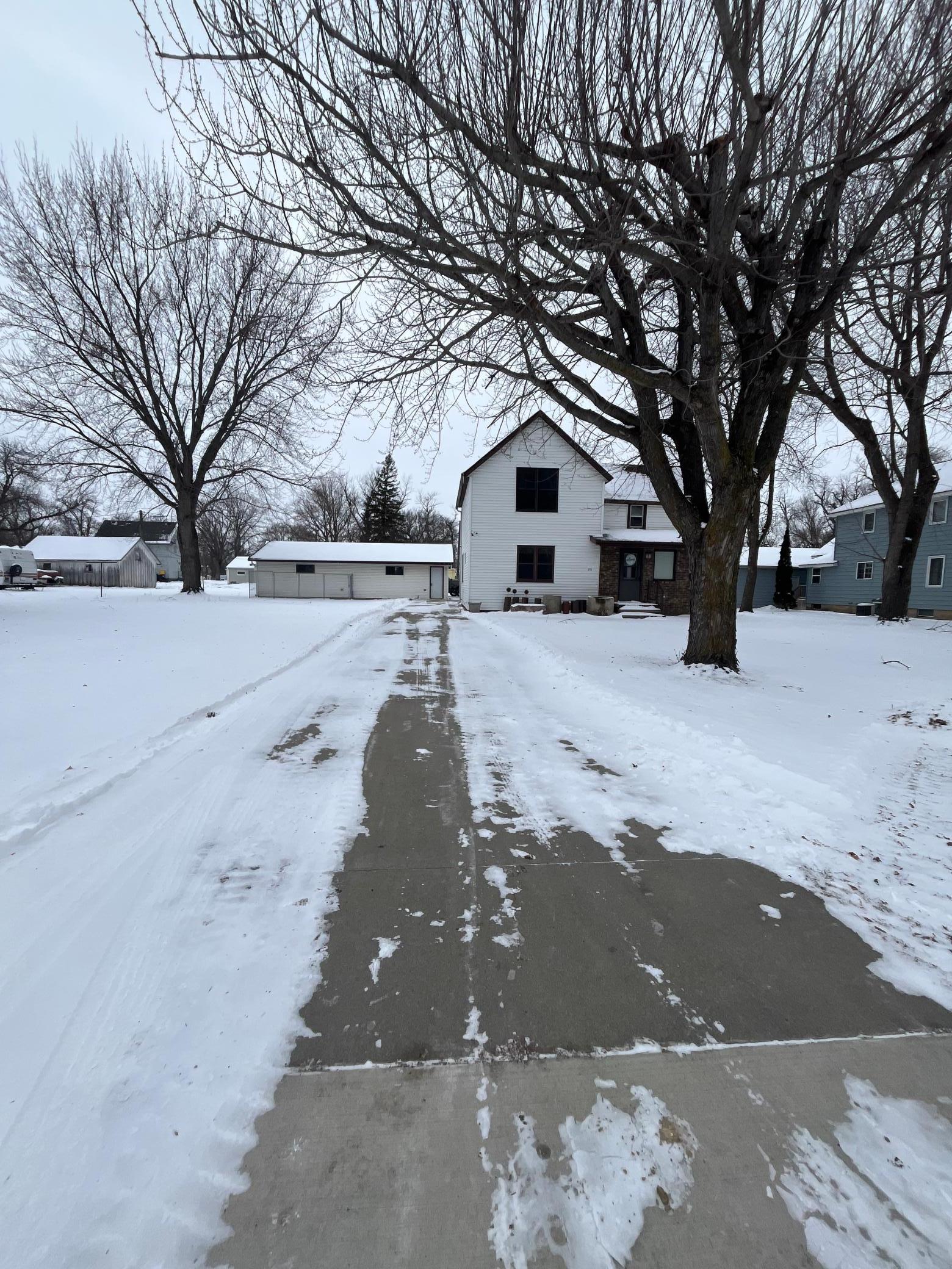 221 Main Street Currie, MN 56123 - Photo 19 of 25