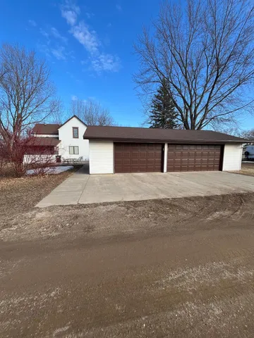 $139,900 | 221 Main Street, Currie, MN 56123
