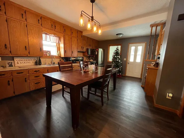 $139,900 | 221 Main Street, Currie, MN 56123