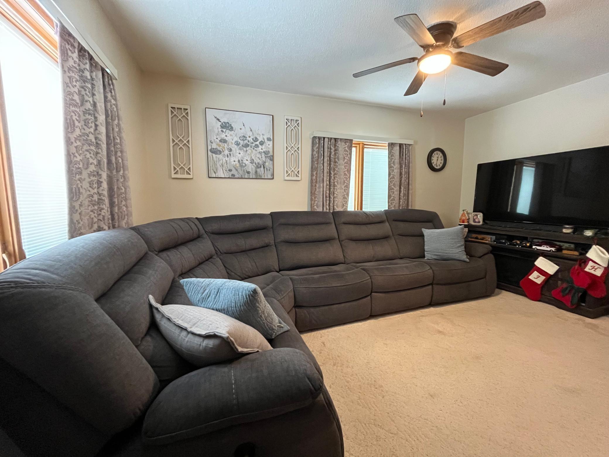 221 Main Street Currie, MN 56123 - Photo 7 of 25