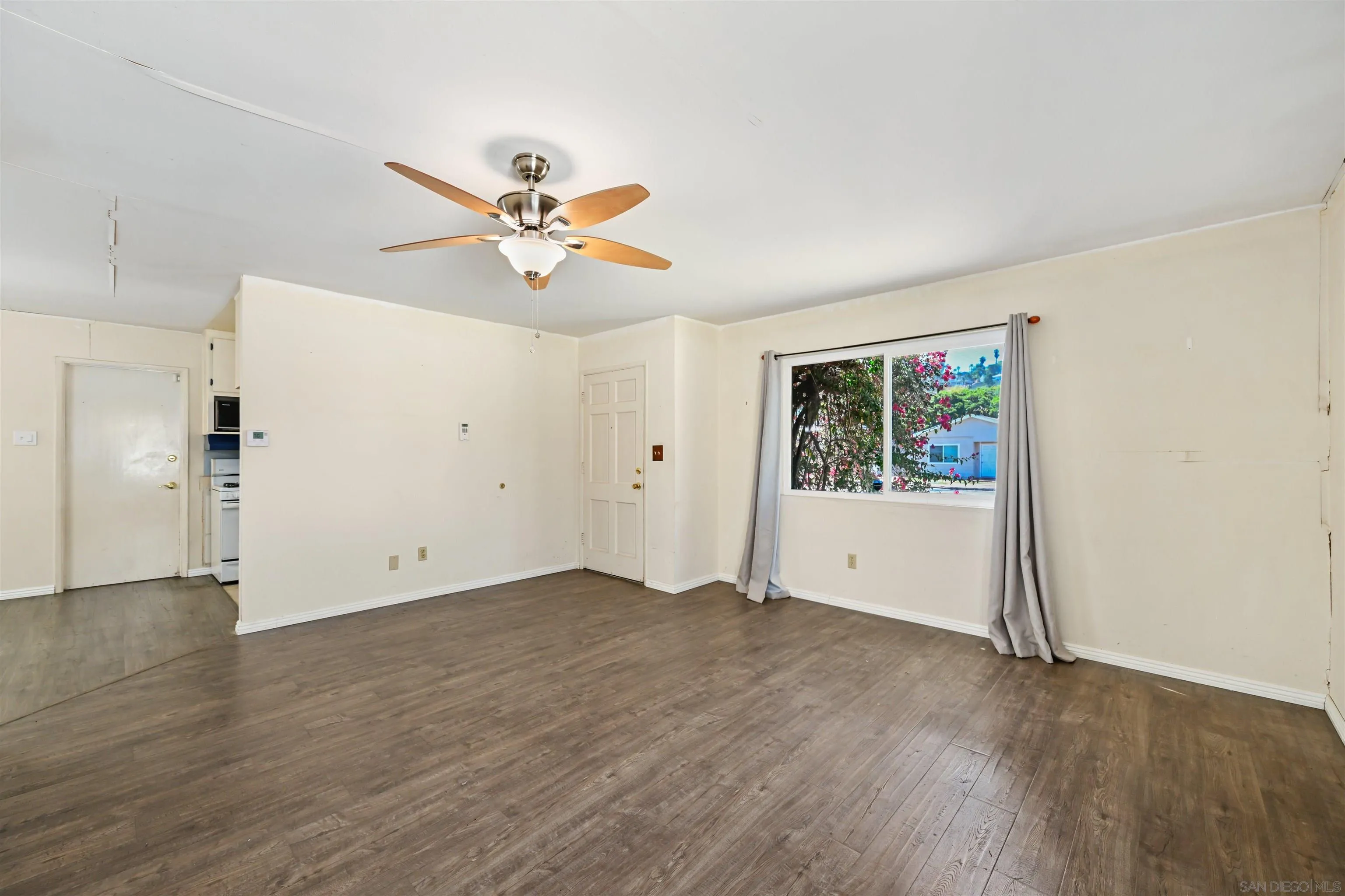 8976 Rover Street Spring Valley, CA 91977 - Photo 4 of 17 Gallery Image 4