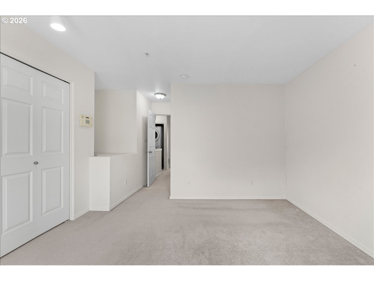 13700 Southwest Scholls Ferry Road, Unit 103 Beaverton, OR 97007 - Photo 33 of 37 Balcony