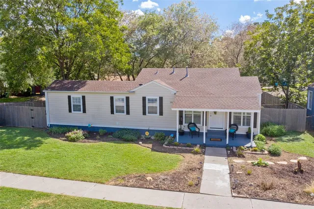 $299,000 | 3909 Locke Avenue, Fort Worth, TX 76107