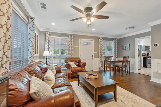 $299,000 | 3909 Locke Avenue, Fort Worth, TX 76107