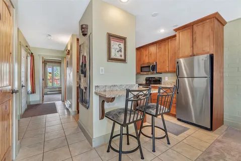 $565,000 | 1920 Ski Time Square Drive, Unit 401, Steamboat Springs, CO 80487