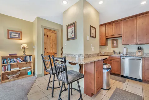 $565,000 | 1920 Ski Time Square Drive, Unit 401, Steamboat Springs, CO 80487