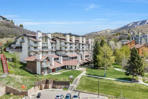 $565,000 | 1920 Ski Time Square Drive, Unit 401, Steamboat Springs, CO 80487