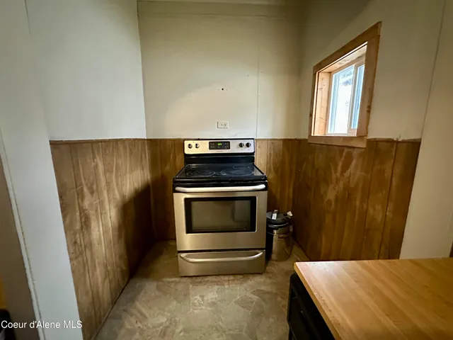 $199,999 | 615 Earle Street, Mullan, ID 83846