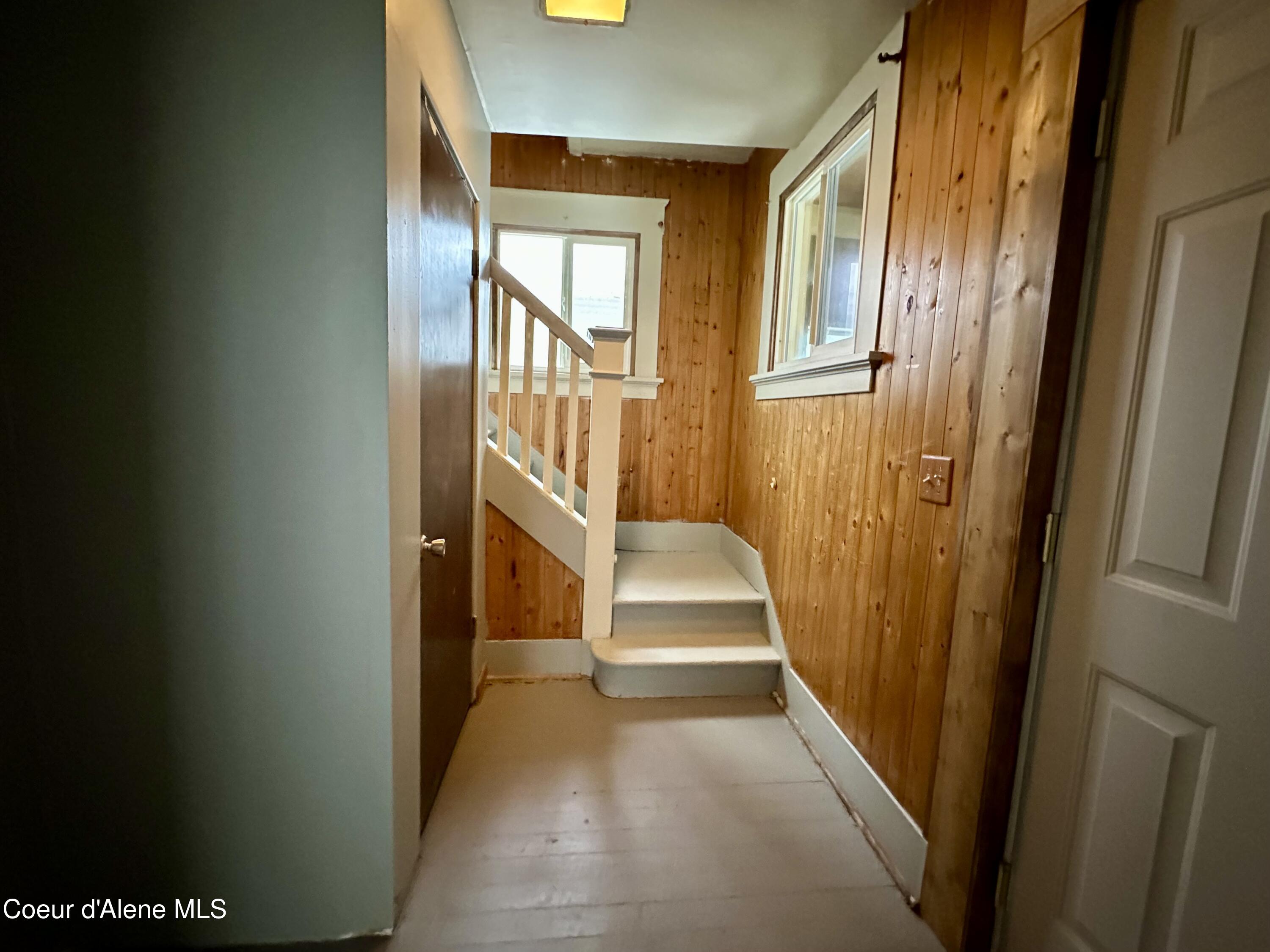 615 Earle Street Mullan, ID 83846 - Photo 19 of 36 18