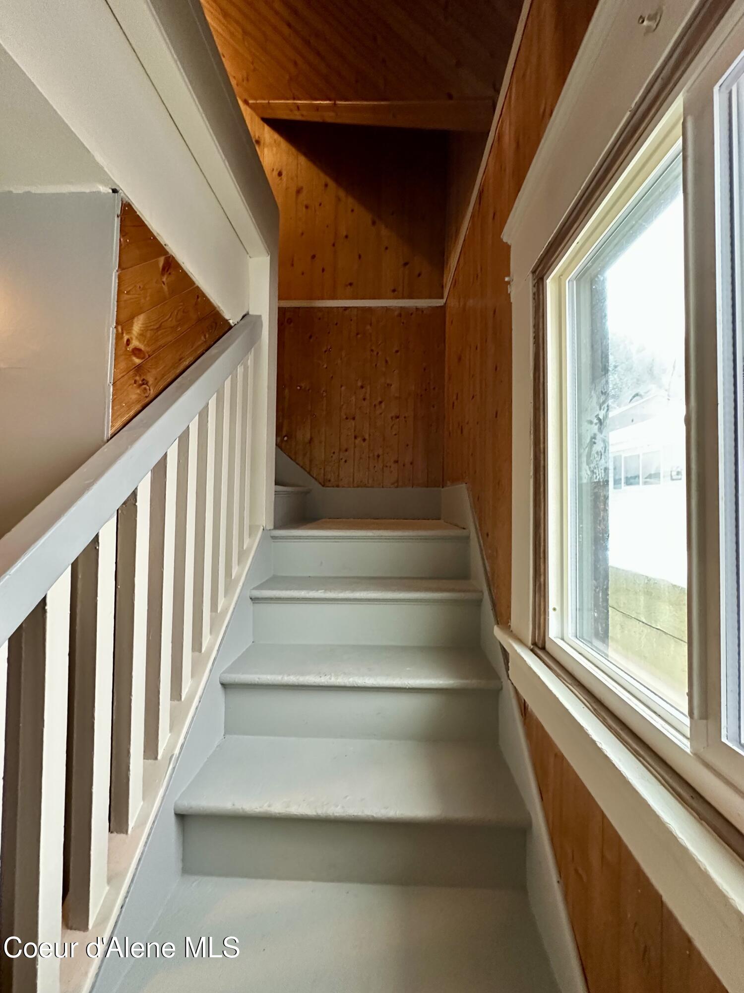 615 Earle Street Mullan, ID 83846 - Photo 20 of 36 19