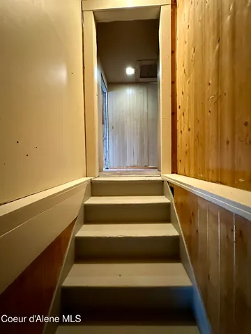 $199,999 | 615 Earle Street, Mullan, ID 83846