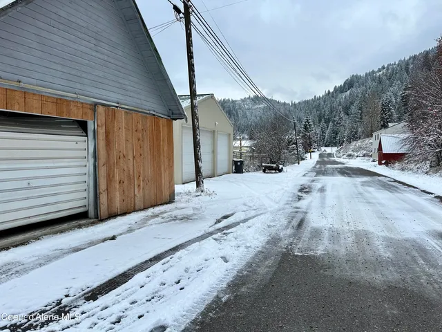 $199,999 | 615 Earle Street, Mullan, ID 83846