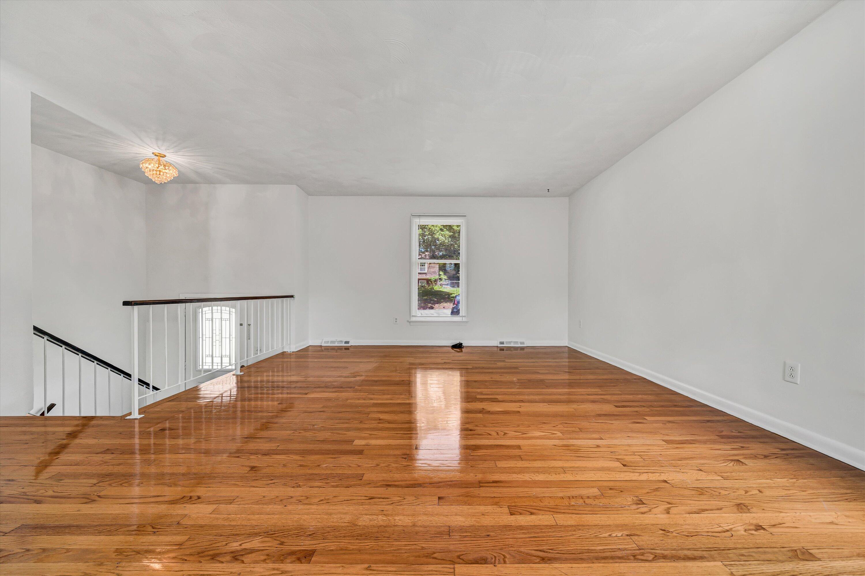 3716 Bower Road Roanoke, VA 24018 - Photo 6 of 39 06-SGM-06386
