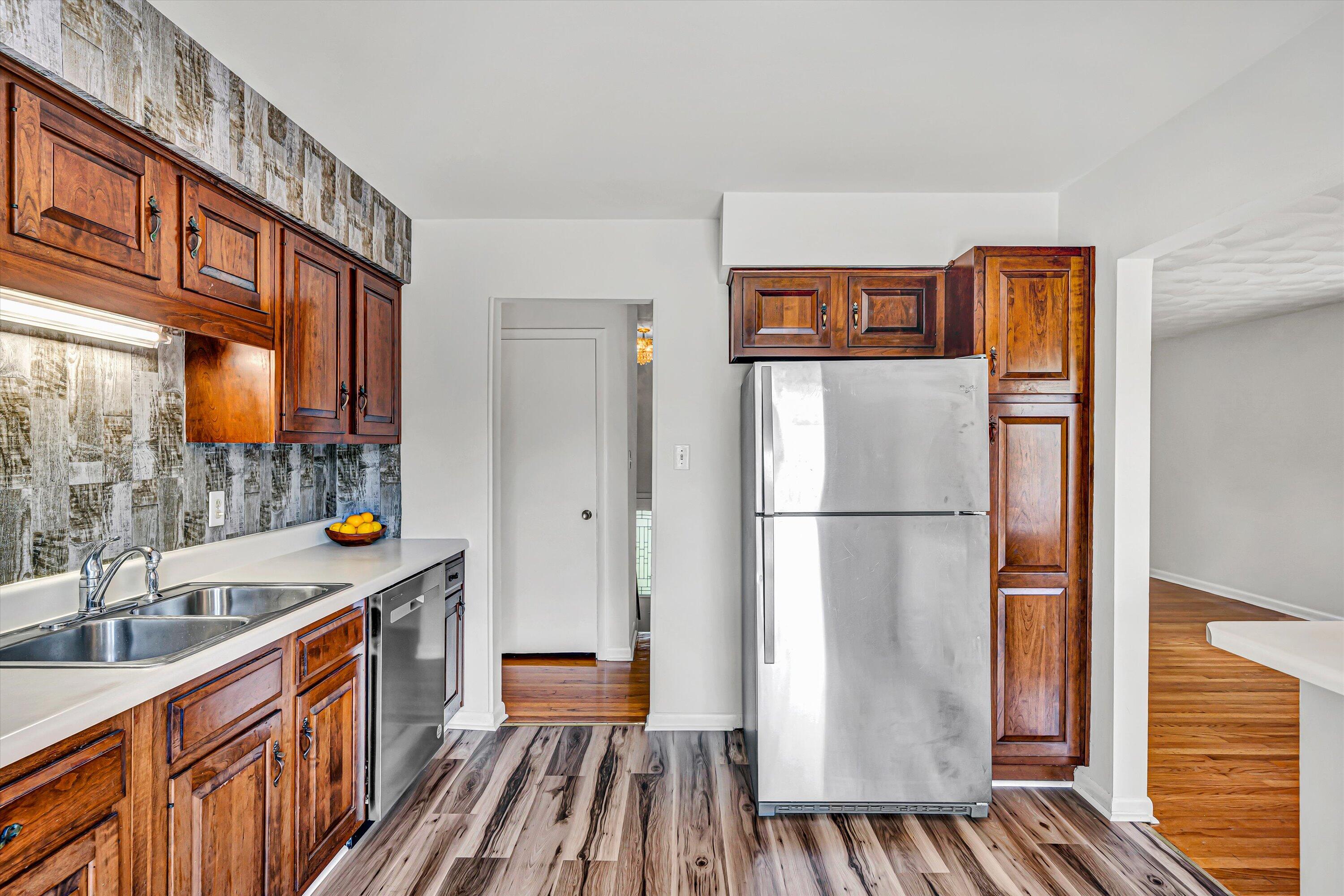 3716 Bower Road Roanoke, VA 24018 - Photo 9 of 39 09-SGM-06411