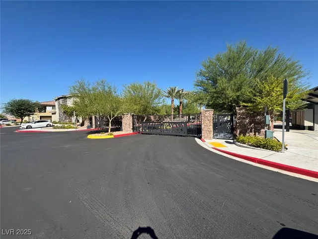 $1,995 | 25 Barbara Lane, Unit 44, Las Vegas, NV 89183
