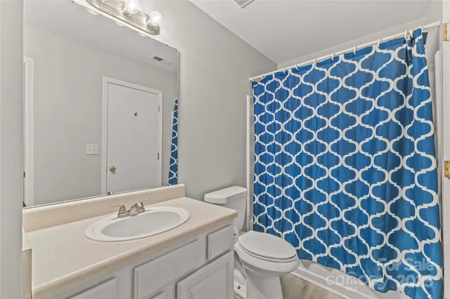 $270,000 | 9709 Campus Walk Lane, Charlotte, NC 28262