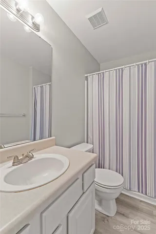 $270,000 | 9709 Campus Walk Lane, Charlotte, NC 28262