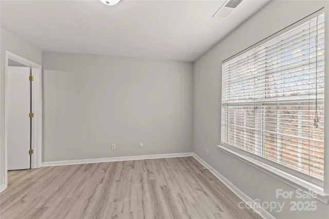 $270,000 | 9709 Campus Walk Lane, Charlotte, NC 28262