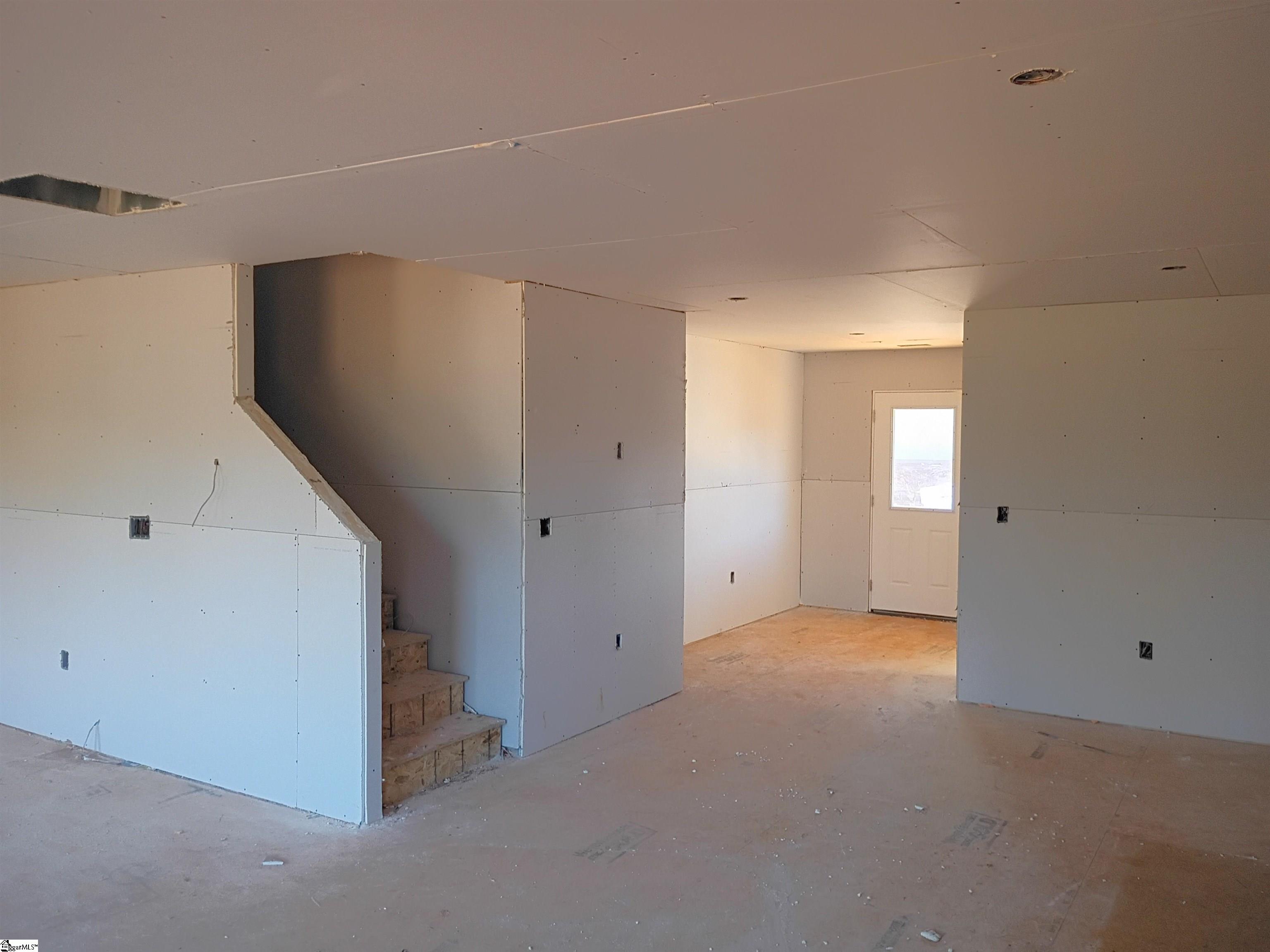 105 Spg Knl Way Fountain Inn, SC 29644 - Photo 9 of 22