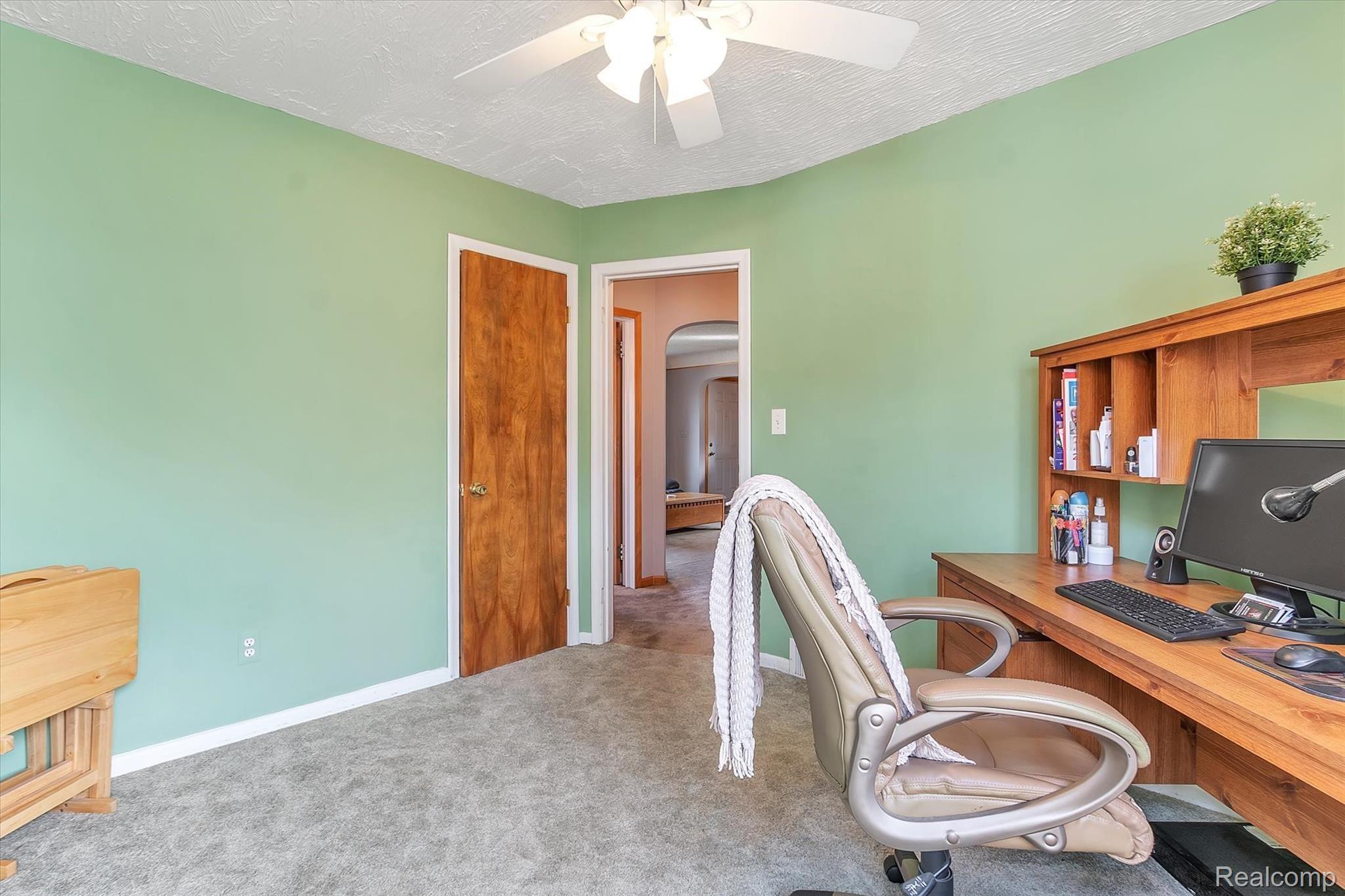 11341 Inkster Road Livonia, MI 48150 - Photo 15 of 28 11341 Inkster Rd-windowstill-re (16).jpg
