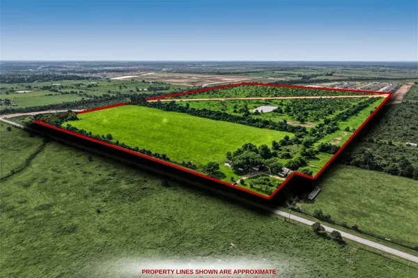 $5,922,000 | 30241 Burton Cemetery Road, Waller, TX 77484