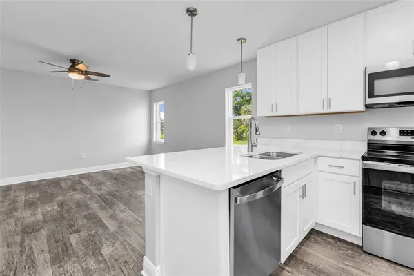 $575,999 | 301 East Virginia Avenue, Punta Gorda, FL 33950
