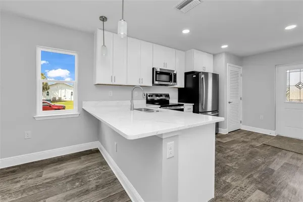 $575,999 | 301 East Virginia Avenue, Punta Gorda, FL 33950