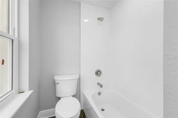 $575,999 | 301 East Virginia Avenue, Punta Gorda, FL 33950