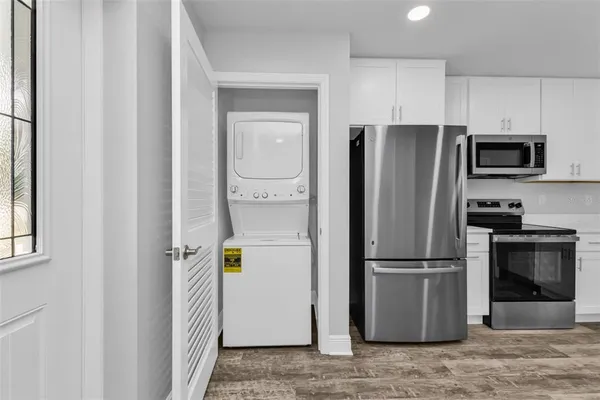 $575,999 | 301 East Virginia Avenue, Punta Gorda, FL 33950