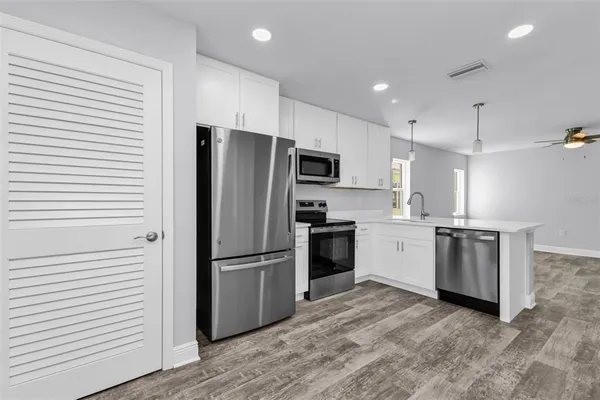 $575,999 | 301 East Virginia Avenue, Punta Gorda, FL 33950
