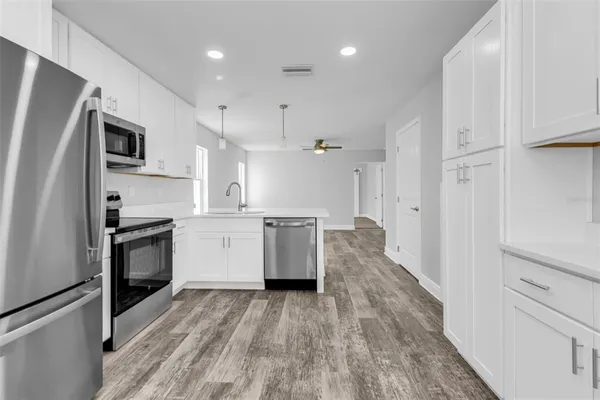 $575,999 | 301 East Virginia Avenue, Punta Gorda, FL 33950
