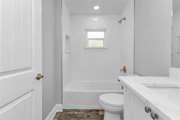 $575,999 | 301 East Virginia Avenue, Punta Gorda, FL 33950