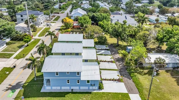 $575,999 | 301 East Virginia Avenue, Punta Gorda, FL 33950