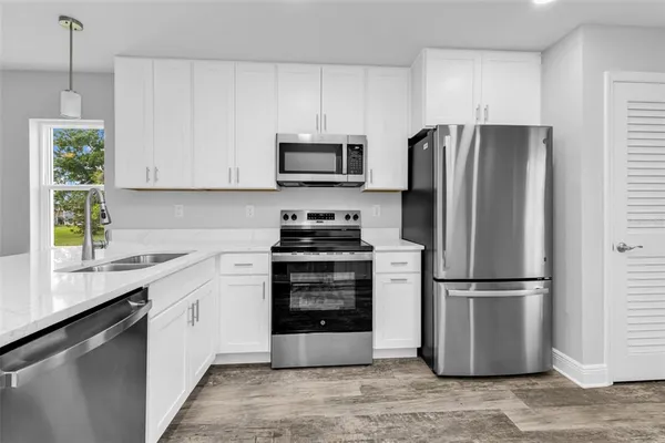 $575,999 | 301 East Virginia Avenue, Punta Gorda, FL 33950