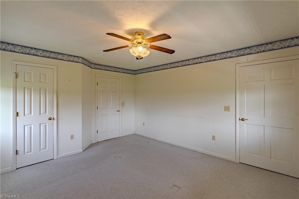 11325 Glade Valley Road Ennice, NC 28623 - Photo 34 of 43