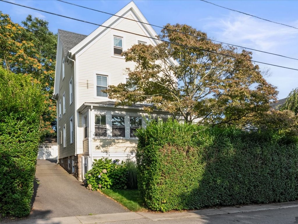 18 Chester Avenue, Unit 1 Westerly, RI 02891 - Photo 2 of 39 1st floor unit