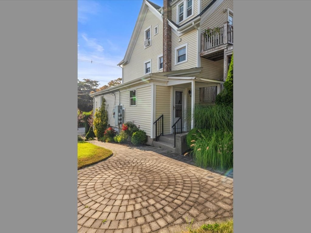 18 Chester Avenue, Unit 1 Westerly, RI 02891 - Photo 4 of 39 Back entrance