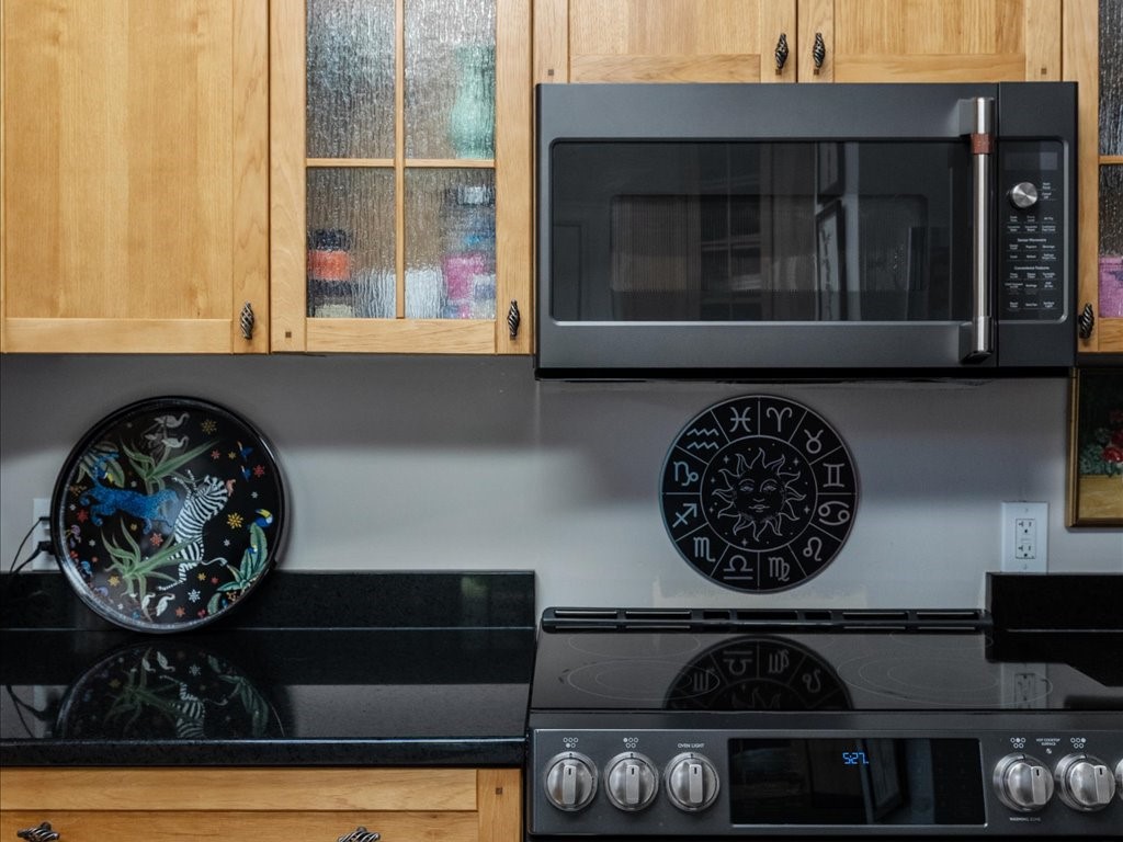 18 Chester Avenue, Unit 1 Westerly, RI 02891 - Photo 10 of 39