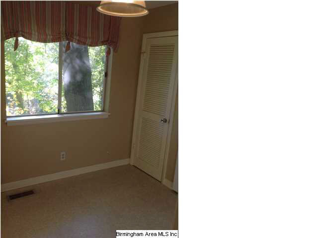 1328 Southhall Road Birmingham, AL 35213 - Photo 7 of 32