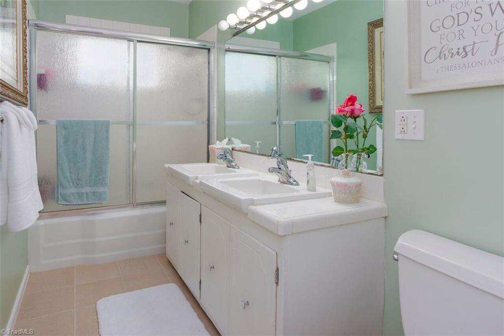 602 Aberdeen Road High Point, NC 27265 - Photo 16 of 28 Gallery Image 16