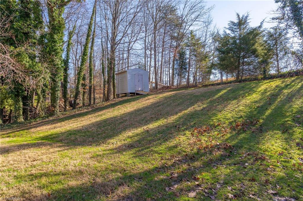602 Aberdeen Road High Point, NC 27265 - Photo 28 of 28 Gallery Image 28