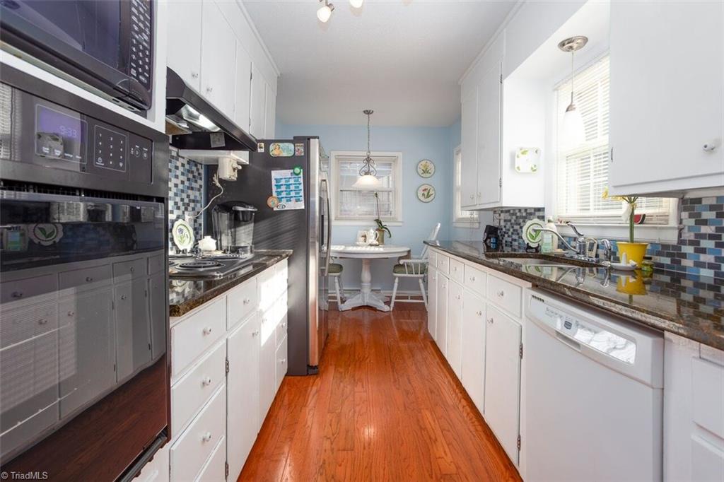 602 Aberdeen Road High Point, NC 27265 - Photo 8 of 28 Gallery Image 8